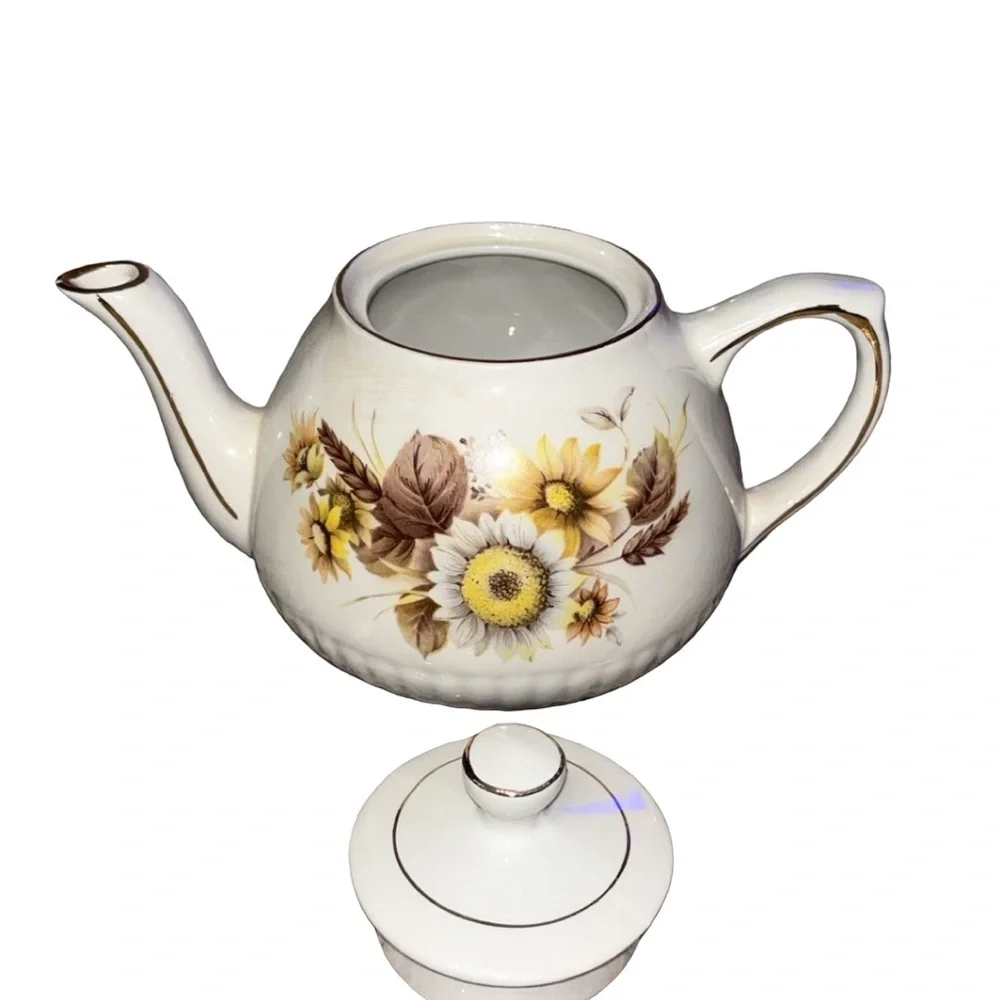 Vintage Wood & Sons‎ Teapot Flowers Sunflower White Gold Trim 8”